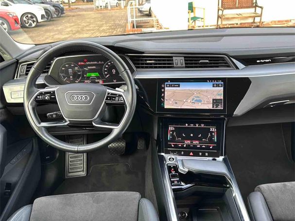 Audi e-tron 50 S-line 230 kW image number 17