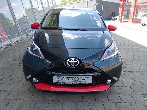 Toyota Aygo 51 kW image number 3