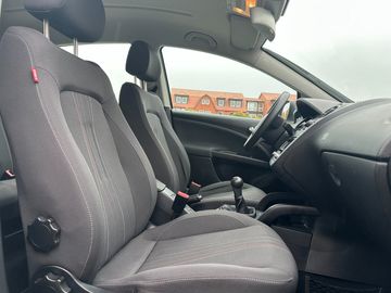 Car image 25