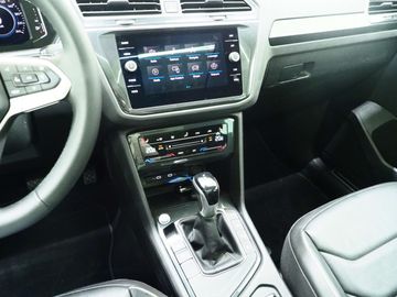 Car image 36