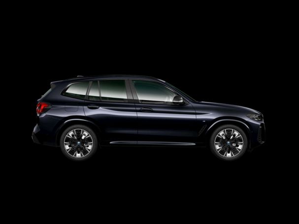 BMW iX3 Impressive 210 kW image number 4