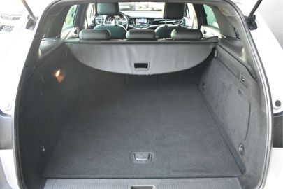 Car image 38