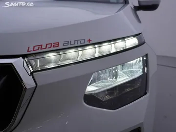 Car image 33