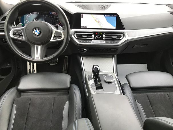 BMW 320d Touring M Sport xDrive 140 kW image number 9