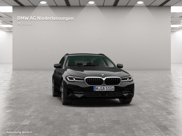 BMW 520d Touring 140 kW image number 10