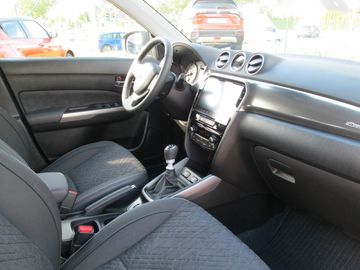 Car image 10