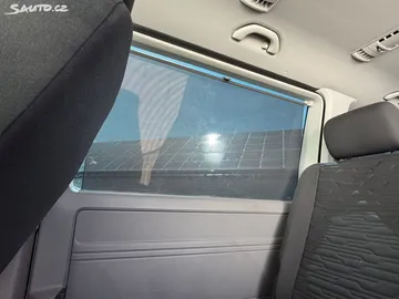 Car image 33