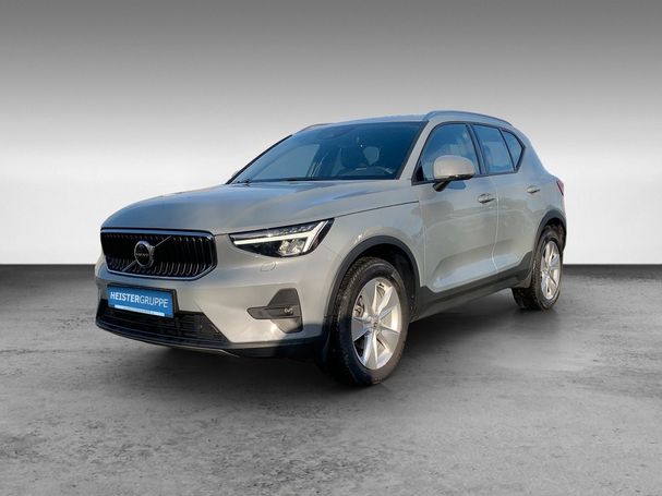 Volvo XC40 T2 Core 95 kW image number 1