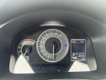 Car image 25