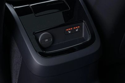 Car image 49