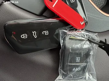 Car image 46
