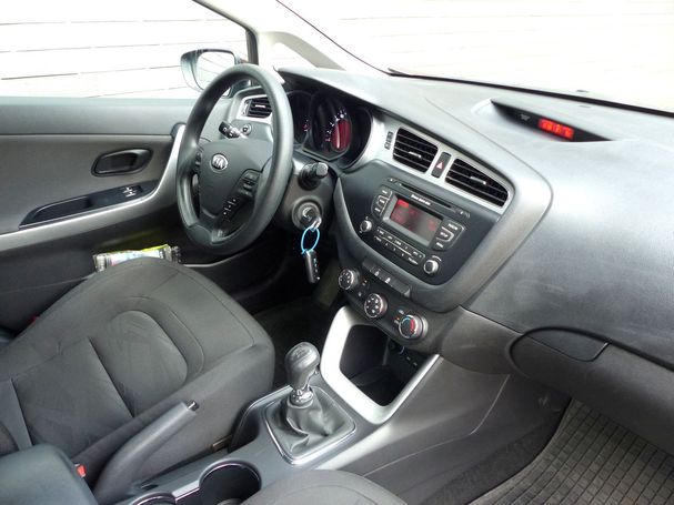 Kia Ceed 1.4 CVVT 73 kW image number 4