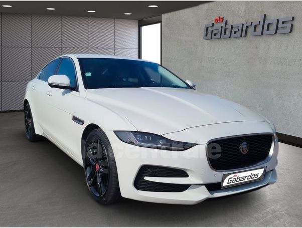 Jaguar XE 150 kW image number 14