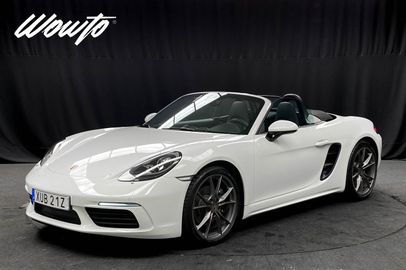 Car image 2