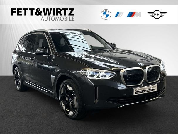 BMW iX3 210 kW image number 1