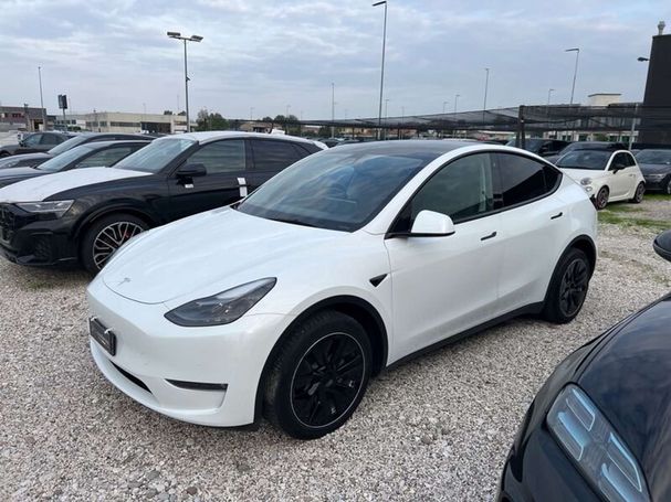 Tesla Model Y Long Range AWD 153 kW image number 1