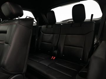 Car image 38