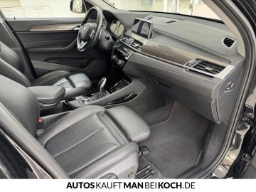 Car image 35