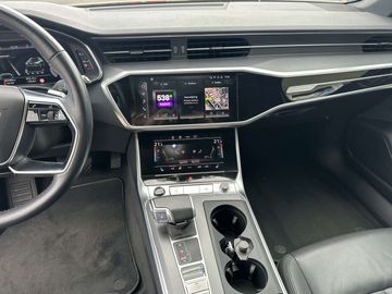 Car image 31