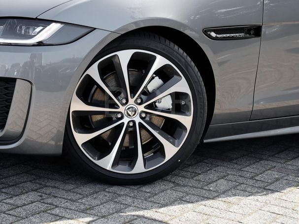 Jaguar XE D200 R-Dynamic 150 kW image number 8