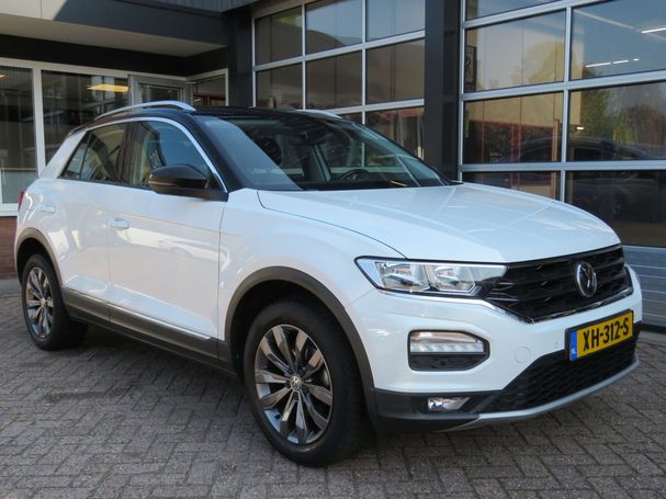 Volkswagen T-Roc 1.0 TSI Style 85 kW image number 42