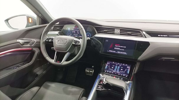 Audi Q8 55 quattro e-tron S-line 300 kW image number 17