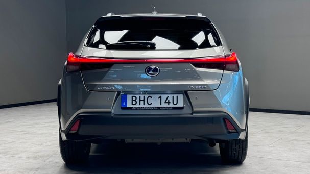 Lexus UX 250h 135 kW image number 22