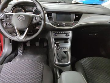 Car image 11