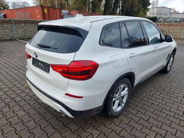 BMW X3 xDrive20i 135 kW image number 2