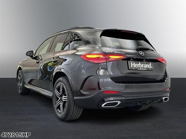 Mercedes-Benz GLC 300 de AMG 245 kW image number 4