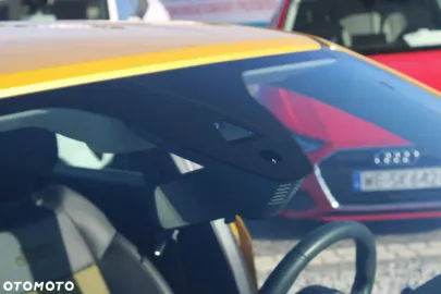 Car image 36