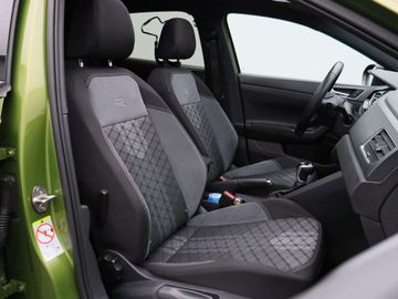 Car image 36