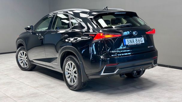 Lexus NX 300 h AWD 146 kW image number 16