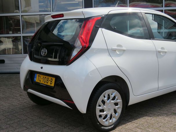 Toyota Aygo 54 kW image number 31