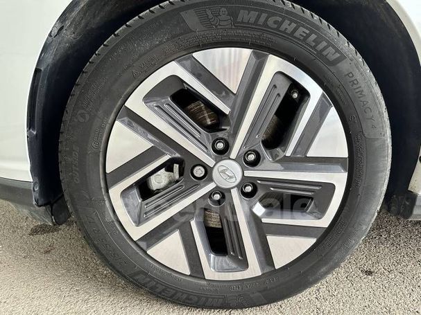 Hyundai Kona 64 kWh 150 kW image number 13