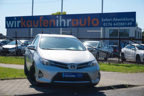 Toyota Auris 73 kW image number 3