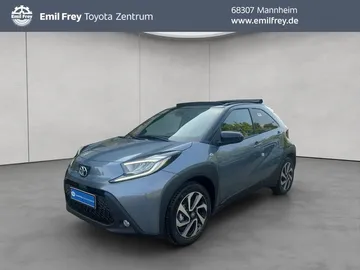 Car image 1