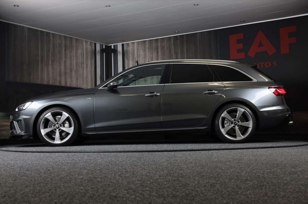 Audi A4 2.0 TFSI S-line Avant 110 kW image number 41