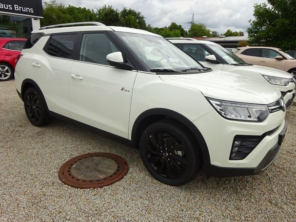 SsangYong Tivoli 1.5 120 kW image number 2