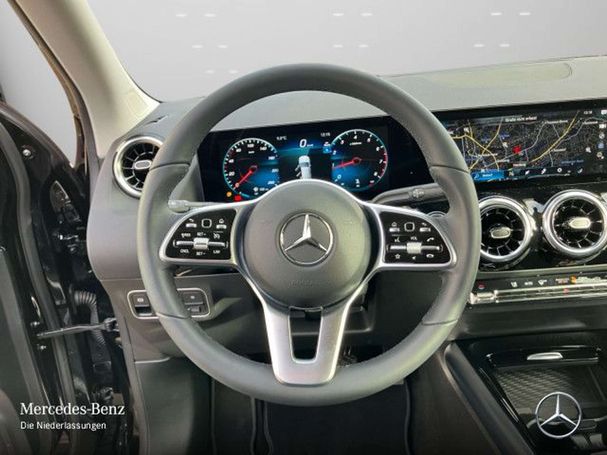 Mercedes-Benz GLA 180 100 kW image number 14