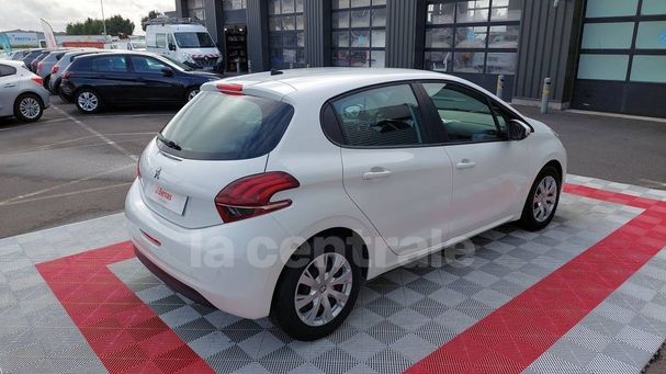 Peugeot 208 PureTech 82 Active 61 kW image number 10