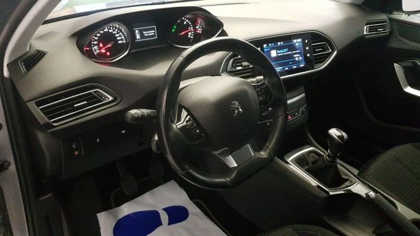 Peugeot 308 96 kW image number 24