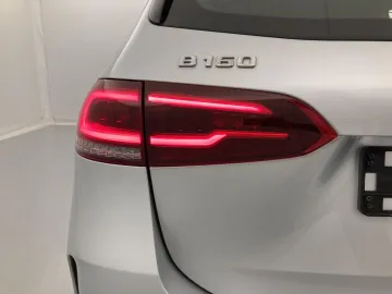 Car image 36