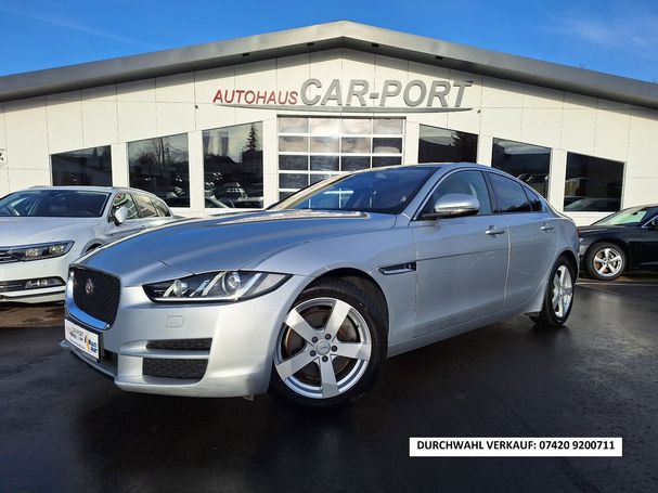 Jaguar XE 132 kW image number 1