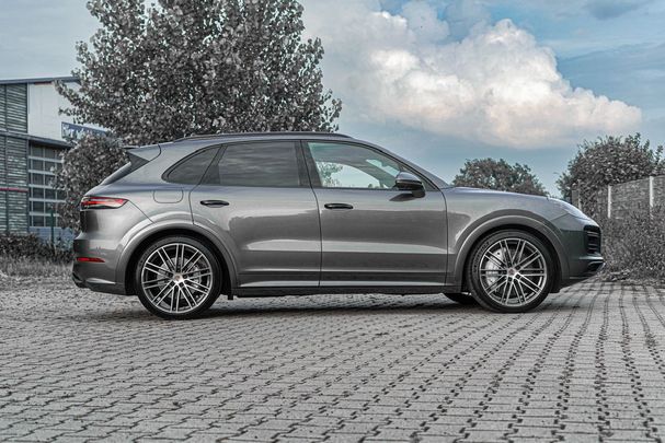 Porsche Cayenne Turbo 404 kW image number 5