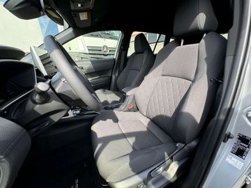 Car image 20