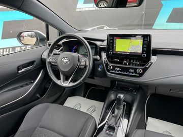 Car image 10