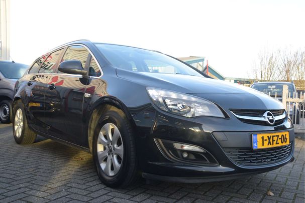 Opel Astra Sports Tourer 1.4 Turbo 88 kW image number 3