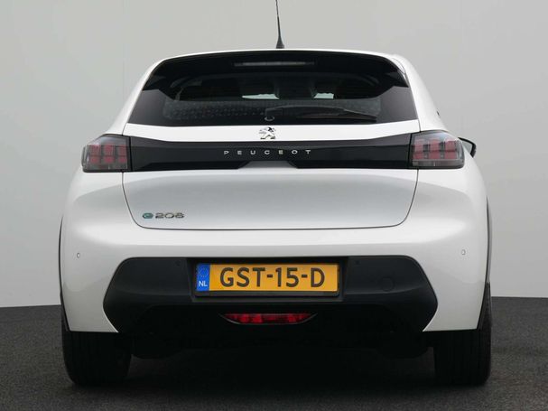 Peugeot e-208 100 kW image number 3