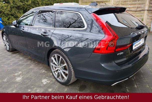 Volvo V90 T8 Momentum AWD 300 kW image number 6